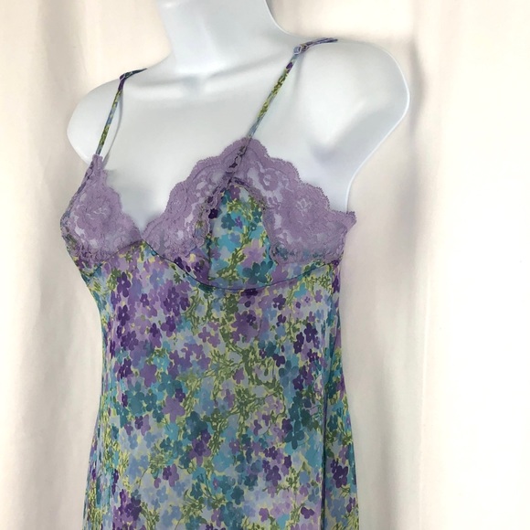 Victoria’s Secret sheer floral chemise S - Picture 5 of 16